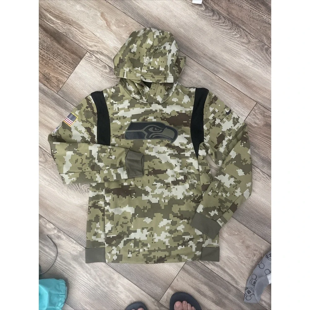 Nike field apparel